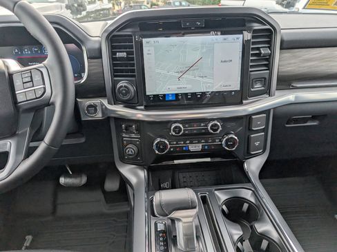 New 2025 Ford F150 Lariat w/ Equipment Group 501A Mid image 18