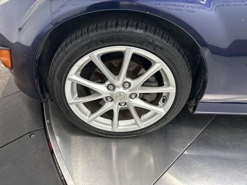 Used 2009 MAZDA MX-5 Miata Grand Touring RWD image 21