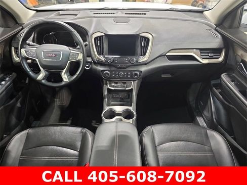 Used 2024 GMC Terrain Denali AWD/4WD image 9