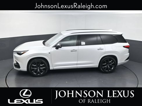 New 2026 Lexus TX 500h AWD w/ Technology Package image 31