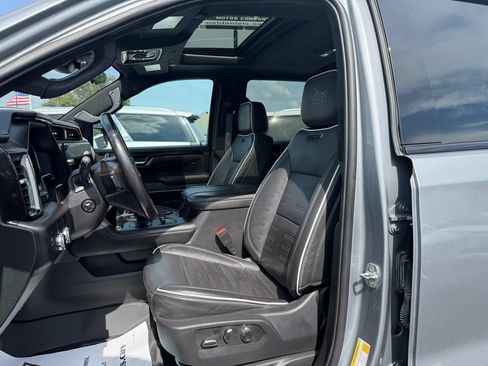 Used 2023 GMC Sierra 1500 AT4X w/ AT4X AEV Edition AWD/4WD image 11