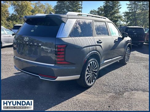 New 2026 Hyundai Palisade Calligraphy FWD image 7