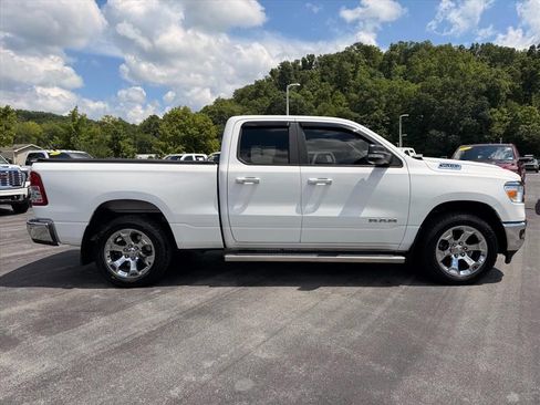Used 2020 RAM 1500 Big Horn AWD/4WD image 3