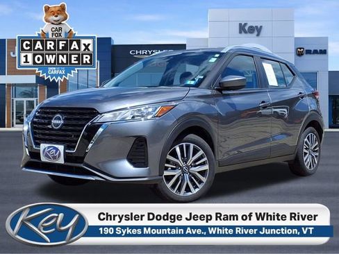 Used 2024 Nissan Kicks SV image 1