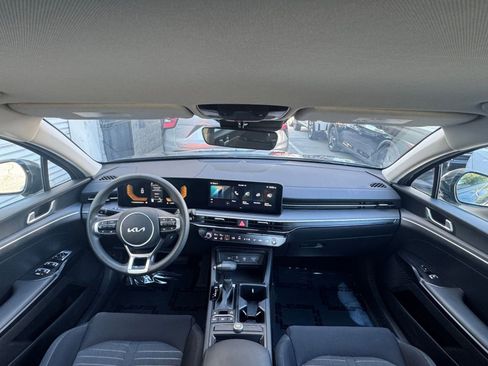 Used 2025 Kia K5 LXS image 33