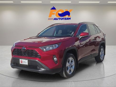 Used 2019 Toyota RAV4 XLE image 1