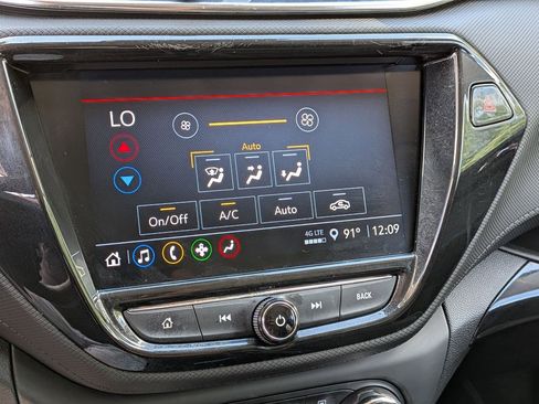 Certified 2023 Chevrolet TrailBlazer LT w/ Convenience Package FWD image 19