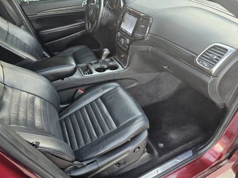Used 2019 Jeep Grand Cherokee Limited X image 10