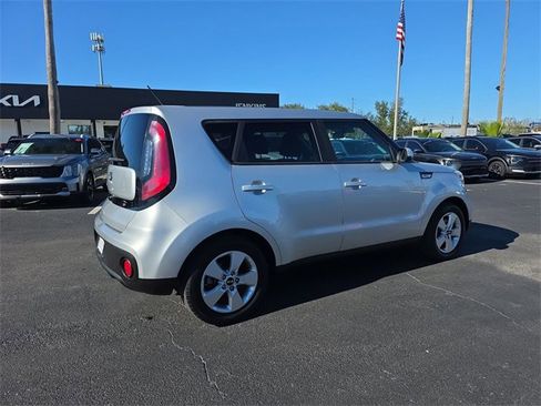 Used 2019 Kia Soul image 5
