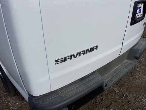 New 2025 GMC Savana 2500 Extended w/ Driver Convenience Package RWD image 32