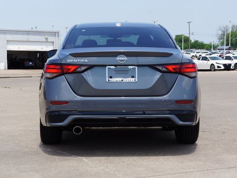 Certified 2024 Nissan Sentra SR image 7
