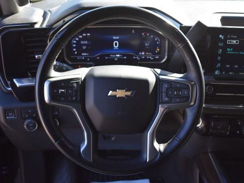 Used 2024 Chevrolet Silverado 2500 LT image 22