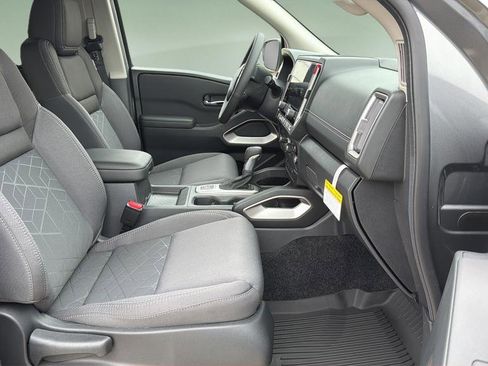 New 2026 Nissan Frontier SV w/ All-Weather Content Package AWD/4WD image 11