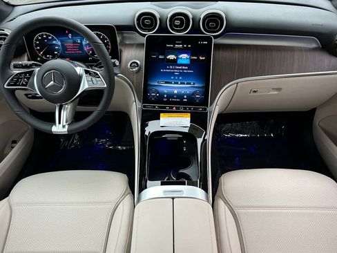 New 2026 Mercedes-Benz GLC 300 4MATIC image 12