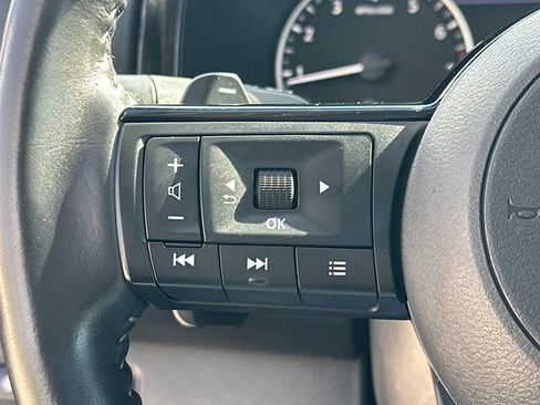 Used 2024 Nissan Pathfinder SL w/ SL Premium Package image 32