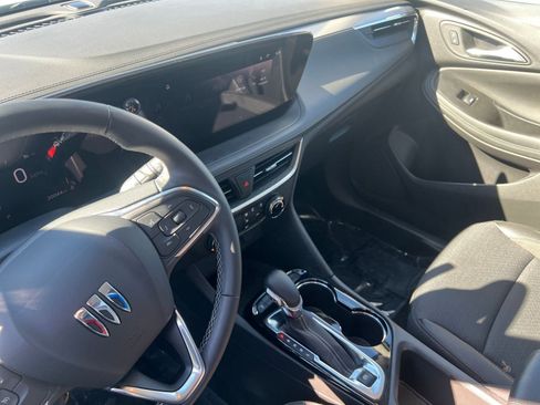 Used 2025 Buick Encore GX Preferred image 20