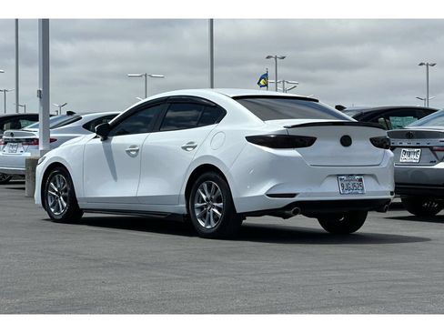 Used 2023 MAZDA MAZDA3 s FWD image 6