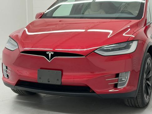 Used 2020 Tesla Model X AWD/4WD image 45