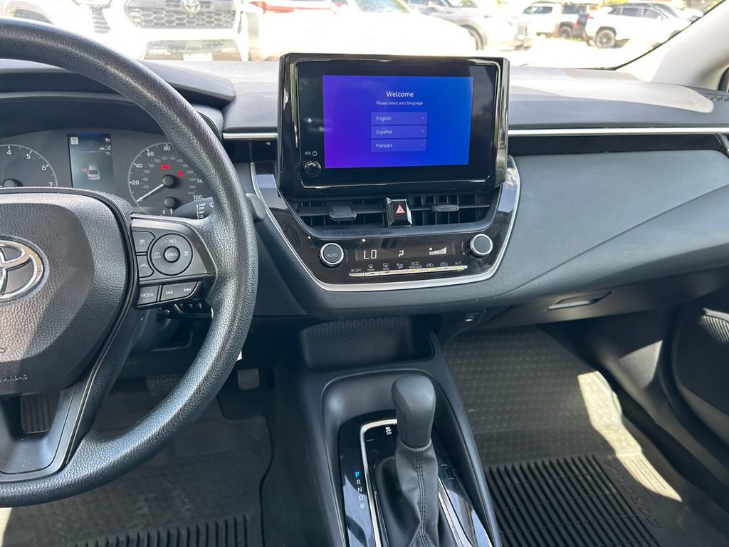 Certified 2025 Toyota Corolla LE FWD image 17