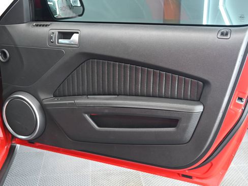 Used 2012 Ford Mustang Shelby GT500 w/ SVT Performance Pkg image 25