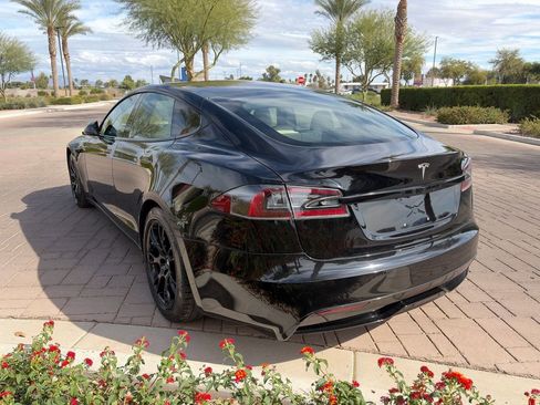 Used 2022 Tesla Model S image 4