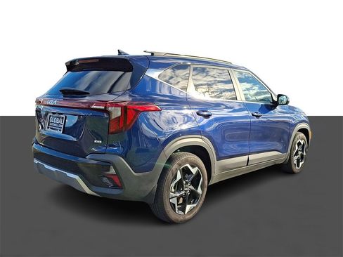 Used 2025 Kia Seltos EX w/ EX Sunroof Package image 7