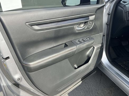 Certified 2025 Honda CR-V Sport-L image 6