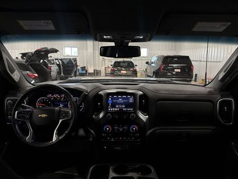 Used 2022 Chevrolet Silverado 3500 LT w/ All Star Edition AWD/4WD image 9