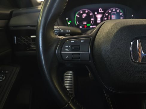 Used 2024 Honda Accord Sport image 19