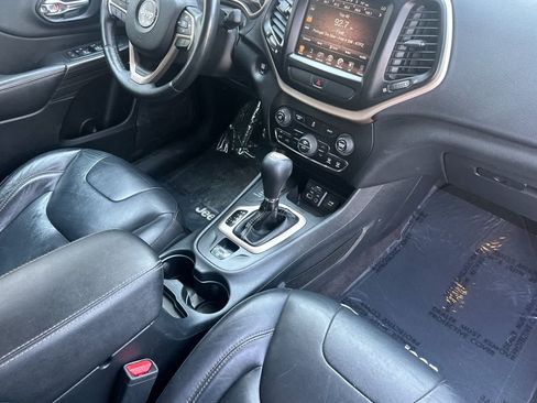 Used 2016 Jeep Cherokee Limited AWD/4WD image 17