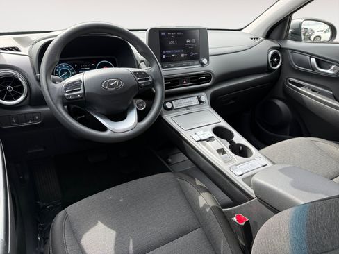 Used 2023 Hyundai Kona SE w/ Cargo Package FWD image 15