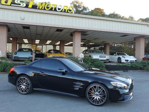 Used 2017 Mercedes-Benz SL 450 image 24