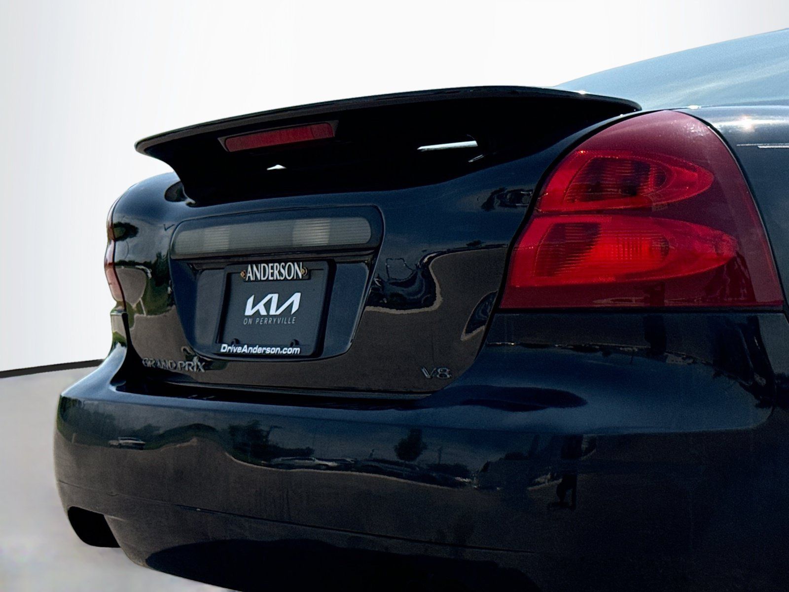 Used 2008 Pontiac Grand Prix GXP FWD image 6