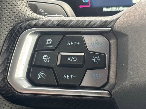 Used 2025 Ford Mustang GT Premium image 19