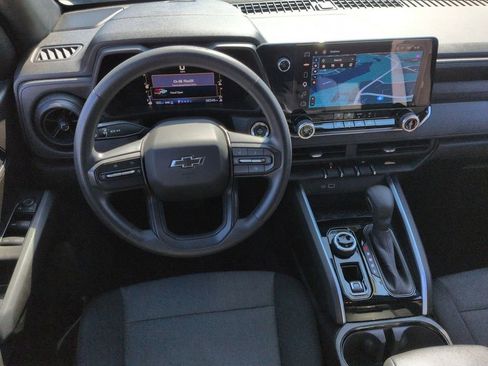 Used 2023 Chevrolet Colorado Trail Boss w/ Technology Package AWD/4WD image 21