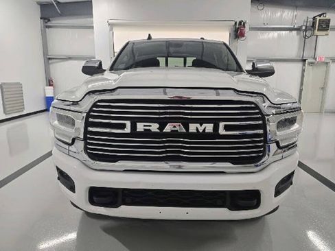 Used 2022 RAM 2500 Laramie AWD/4WD image 11