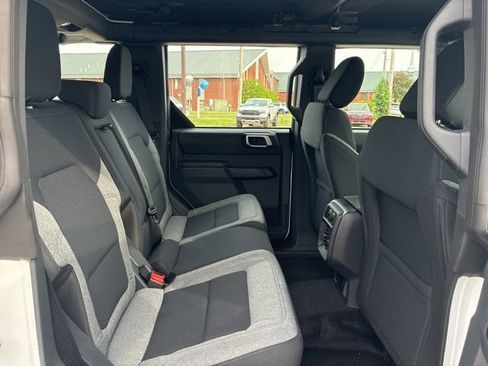 New 2026 Ford Bronco 4-Door w/ Sasquatch Package AWD/4WD image 24