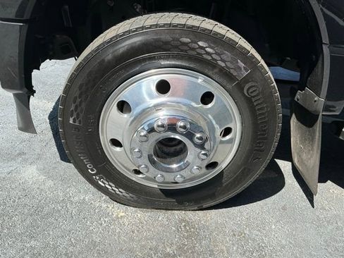 Used 2024 Ford F450 XLT w/ 360-Degree Camera Package AWD/4WD image 11