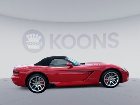 Used 2004 Dodge Viper SRT-10 RWD image 17
