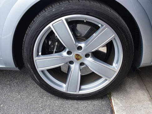 Used 2021 Porsche Cayenne Turbo image 57