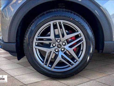 New 2026 Ford Explorer ST-Line w/ ST-Line Street Pack RWD image 11