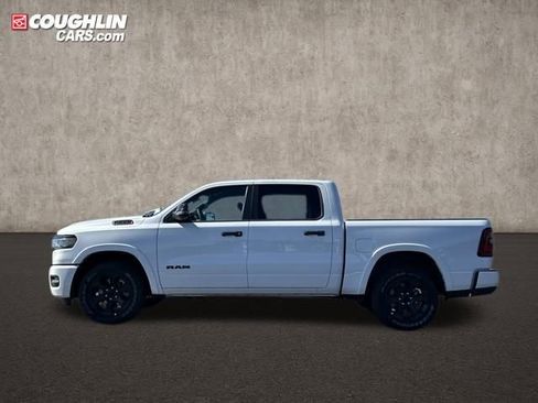 New 2026 RAM 1500 4x4 Crew Cab image 4