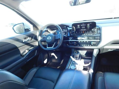 Used 2023 Nissan Pathfinder SL w/ SL Premium Package image 7