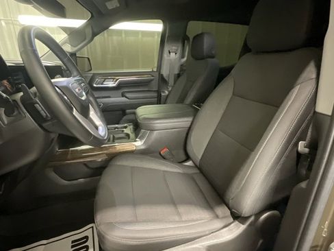 Used 2023 GMC Sierra 1500 Elevation image 10