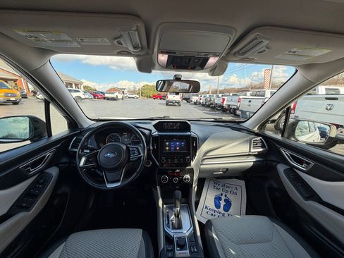 Used 2021 Subaru Forester Premium image 10