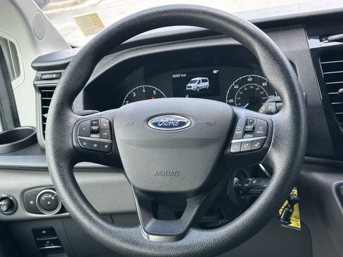 Used 2023 Ford Transit 350 XLT RWD image 22