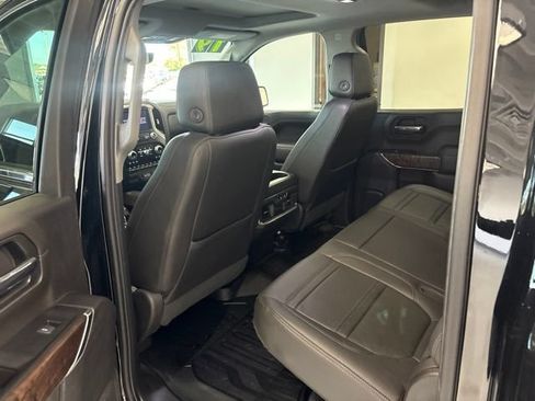Used 2019 GMC Sierra 1500 Denali w/ Denali Ultimate Package AWD/4WD image 19