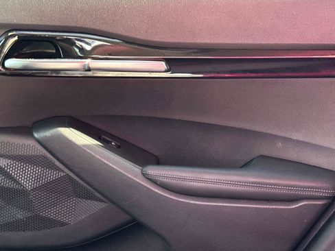 Used 2021 Kia Seltos EX image 13