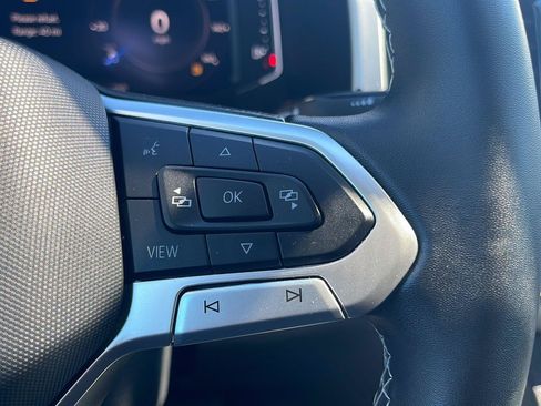 Used 2023 Volkswagen Atlas SE AWD/4WD image 22