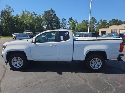 Used 2022 Chevrolet Colorado LT w/ Fleet Safety Package RWD image 3